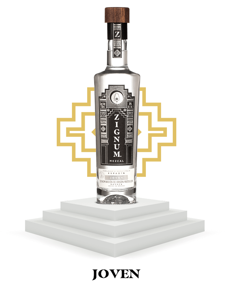 Botella de Mezcal Joven